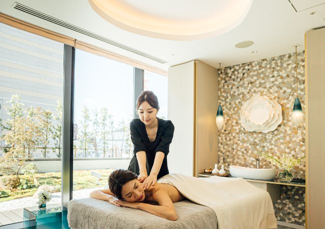 Osaka Staycation with Spa Massage 1 Night for 2 adults